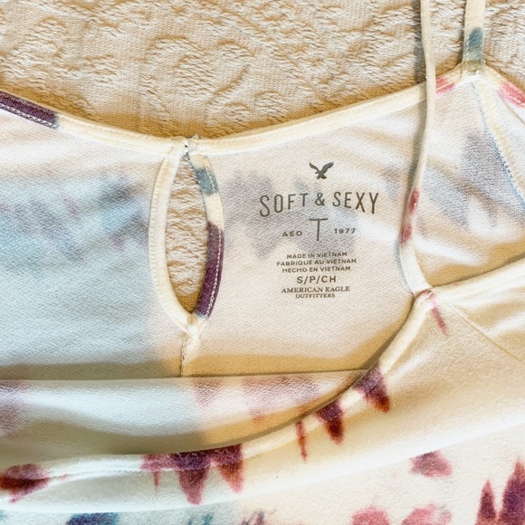 American Eagle: Tie Dye Crop Top Tank Top - Picture 4 of 4